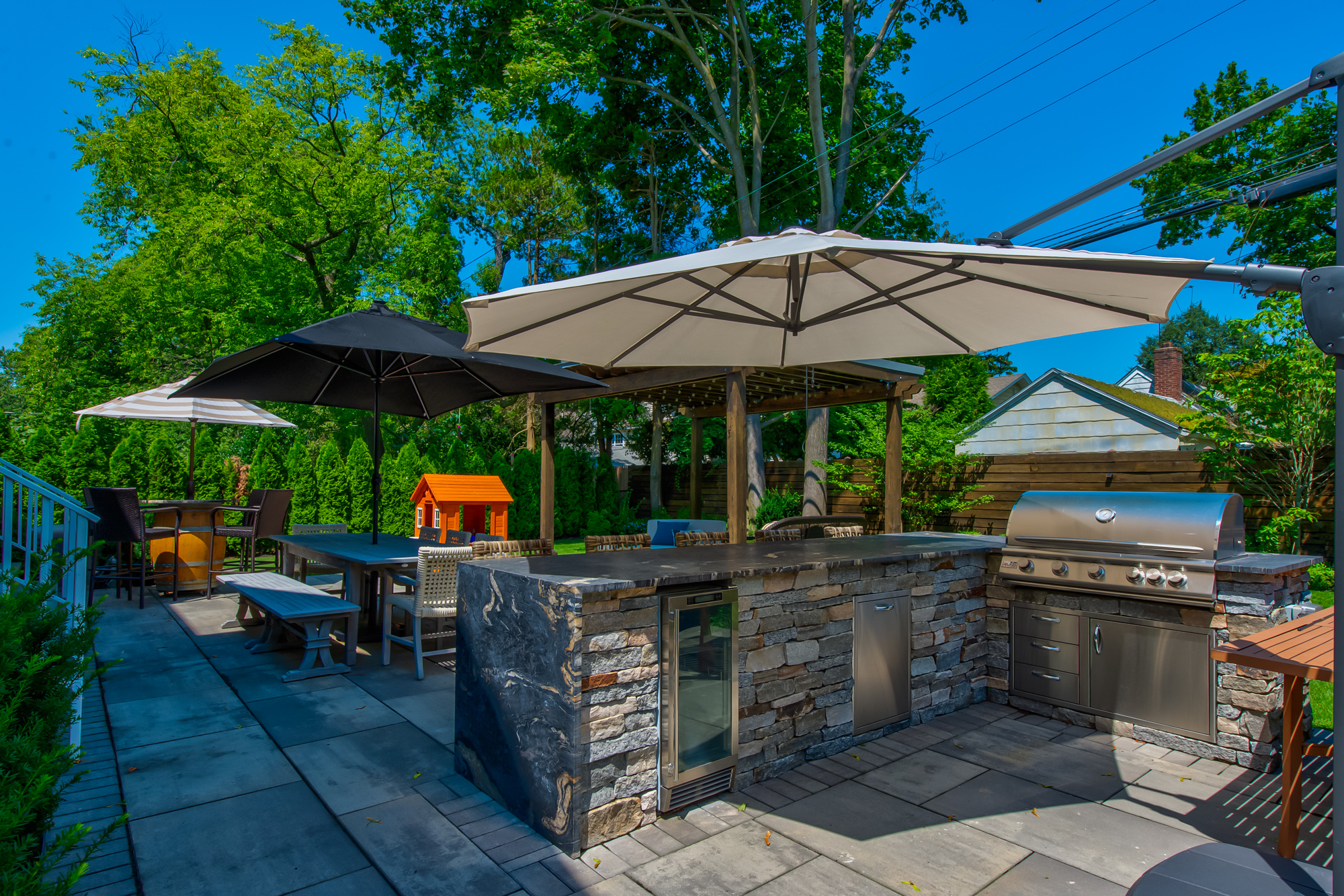 Salem, PW BBQ