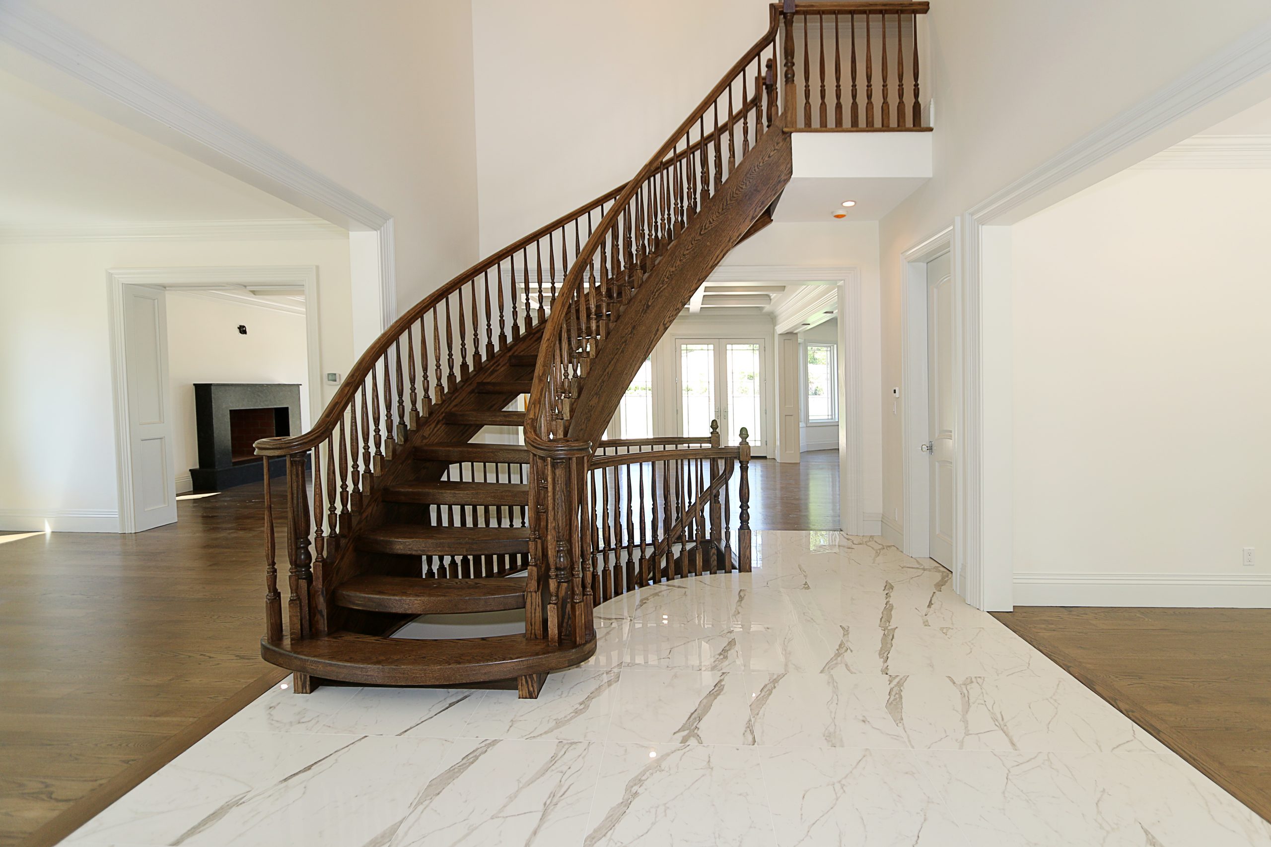 Roslyn Harbor Oak Stained